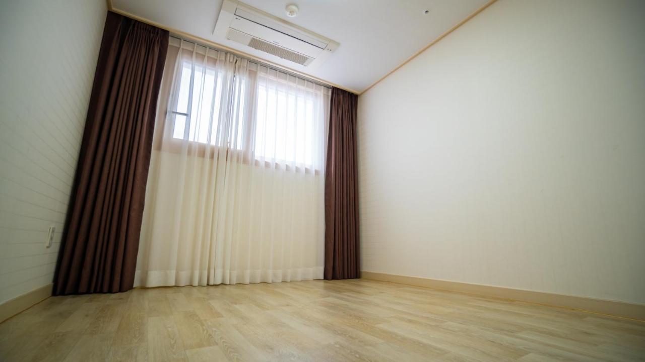 ホンジク チェジュ ホテル 済州市 エクステリア 写真