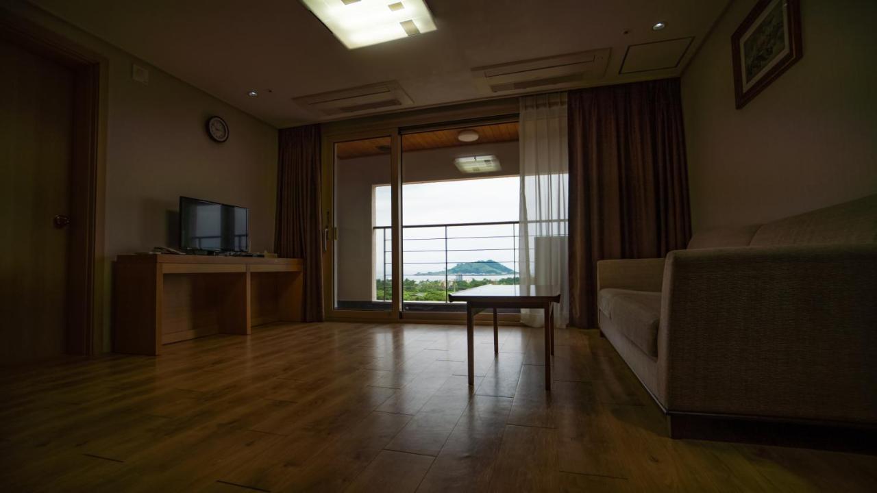 ホンジク チェジュ ホテル 済州市 エクステリア 写真